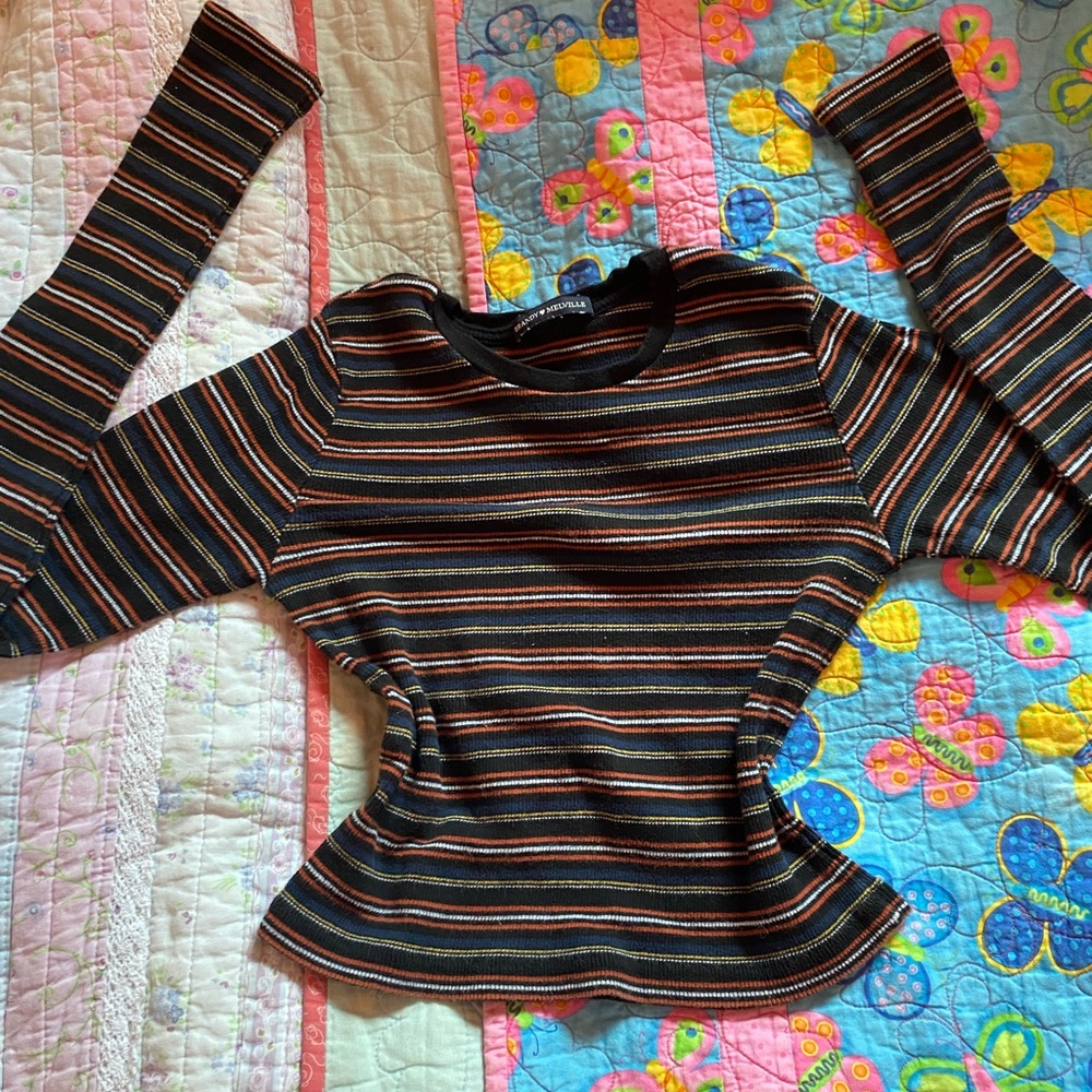 BRANDY MELVILLE LONG SLEEVE